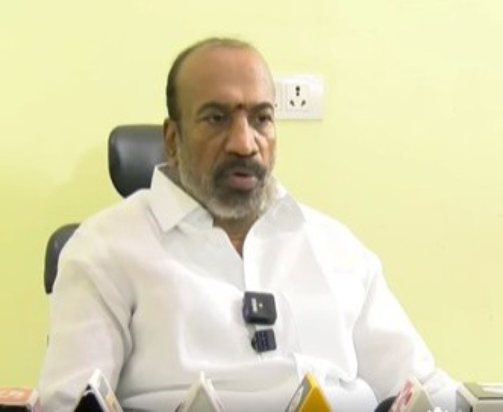 రాజధానిపై బురదజల్లడం మానుకోవాలి: ప్రభాకర్ చౌదరి