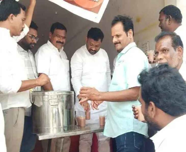 అంబలి కేంద్రాన్ని ప్రారంభించిన స్పోర్ట్స్ ఛైర్మన్