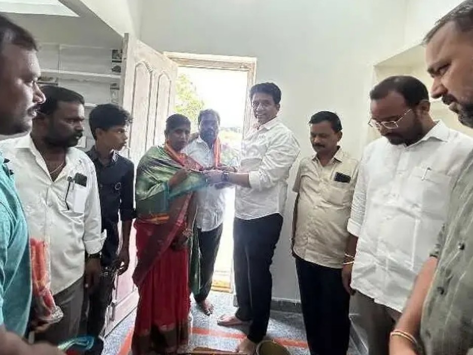 ఇందిరమ్మ ఇంటితో పేదల కలలు సాకారం: ఎమ్మెల్యే