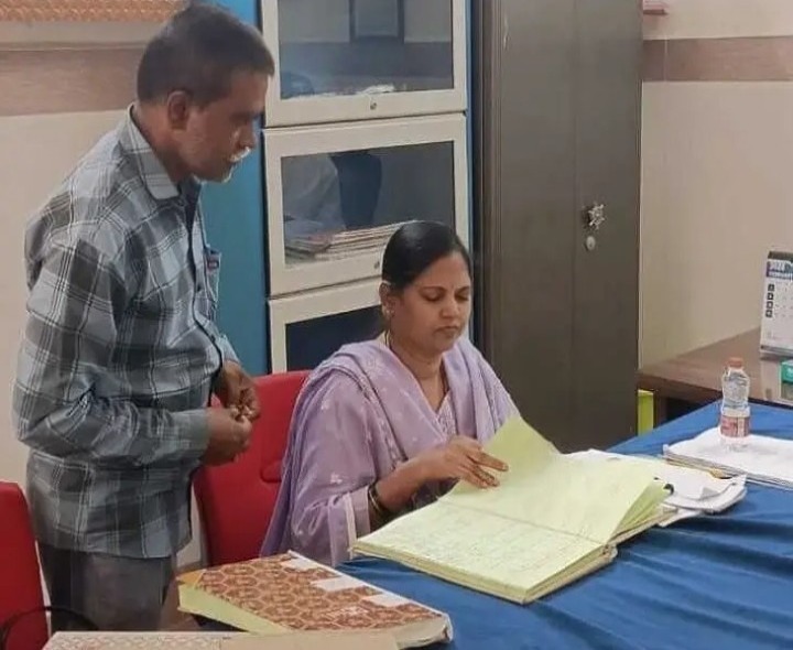 బాన్సువాడలో మార్పు డెస్క్‌ను సందర్శించిన DY.DMHO