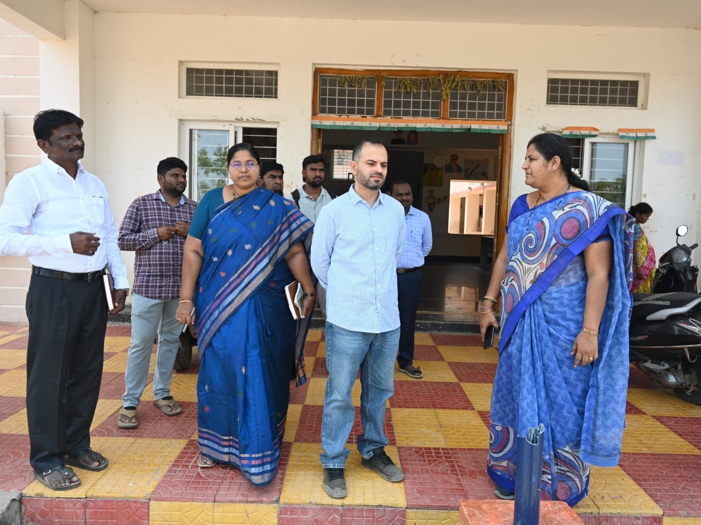 MJP తనిఖీ చేసిన కలెక్టర్