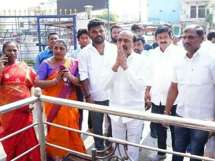 హనుమాన్ ఆలయంలో ఈటల