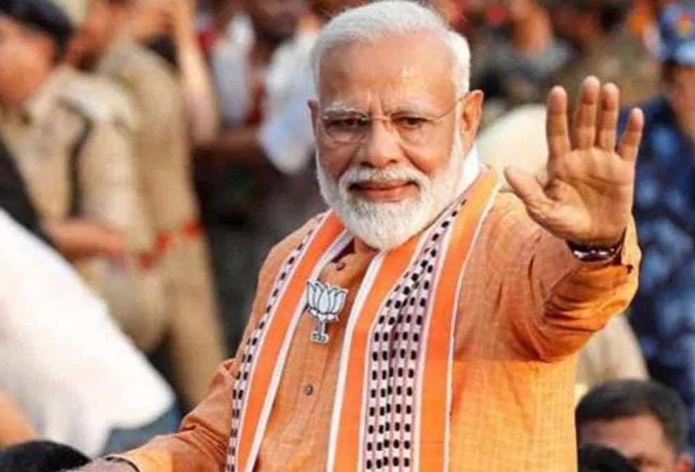 యుద్ధంపై కాంగ్రెస్ నీచ రాజకీయాలు చేస్తోంది: మోదీ