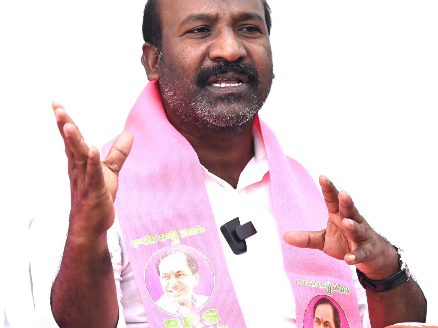 కాంగ్రెస్ గుండాల దాడిని ఖండించిన మాజీ ఎమ్మెల్యే