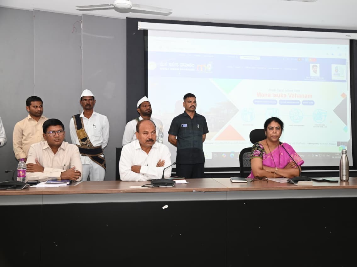 ‘ఆన్‌లైన్ ద్వారానే ఇకపై ఇసుక అందించాలి’