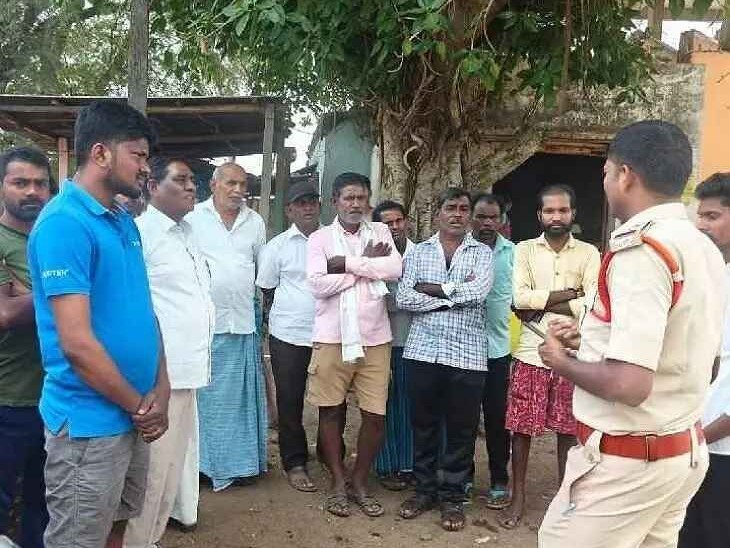 సైబర్ నేరాలపై ప్రజలకు అవగాహనా కల్పించిన పోలీసులు