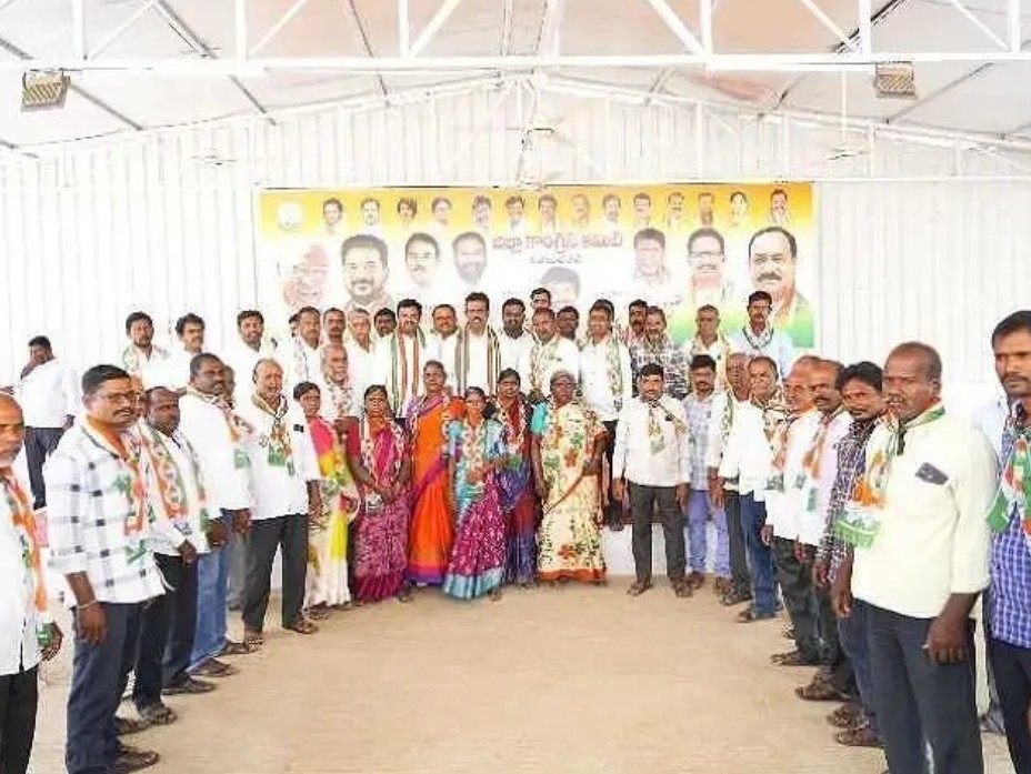కాంగ్రెస్‌లోకి భారీగా చేరికలు