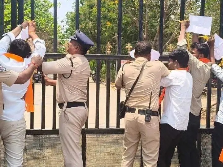 ఫీజు బకాయిలు వెంటనే విడుదల చేయాలి