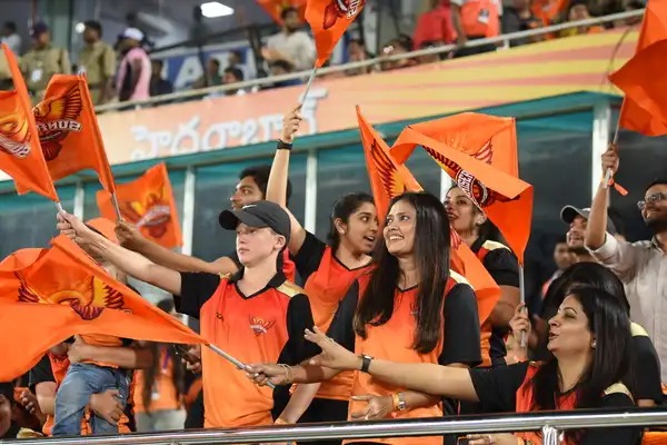 రేపు హోమ్ గ్రౌండ్‌లో SRH తొలి మ్యాచ్