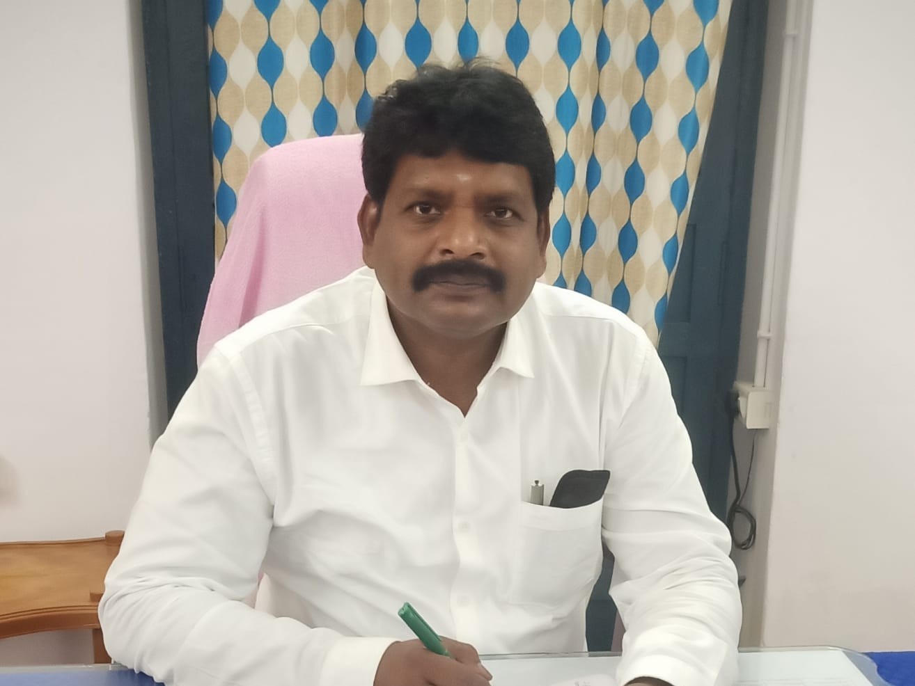 మునగపాక తహసీల్దారిగా బాధ్యతలు స్వీకరణ