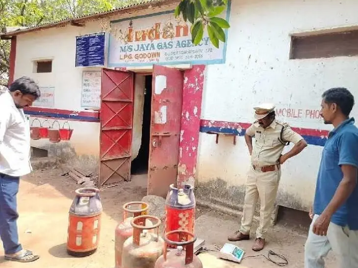 నిబంధనలు ఉల్లంఘన.. 5 కేసులు నమోదు