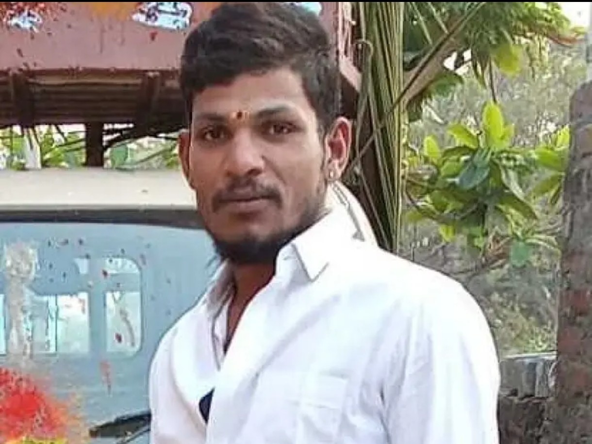 కెనాల్లో కాలు జారి వ్యక్తి గల్లంతు