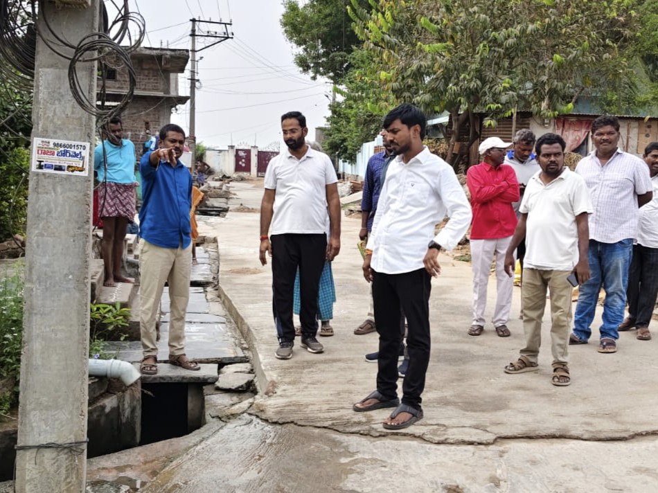 ‘పట్టణ సమస్యల పరిష్కారానికి కృషి’