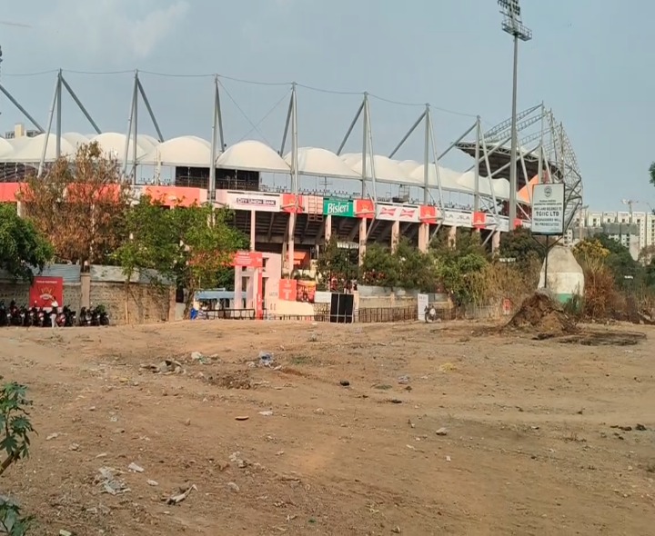 ఉప్పల్ స్టేడియం వద్ద పార్కింగ్ ఏరియాలు ఇవే..!