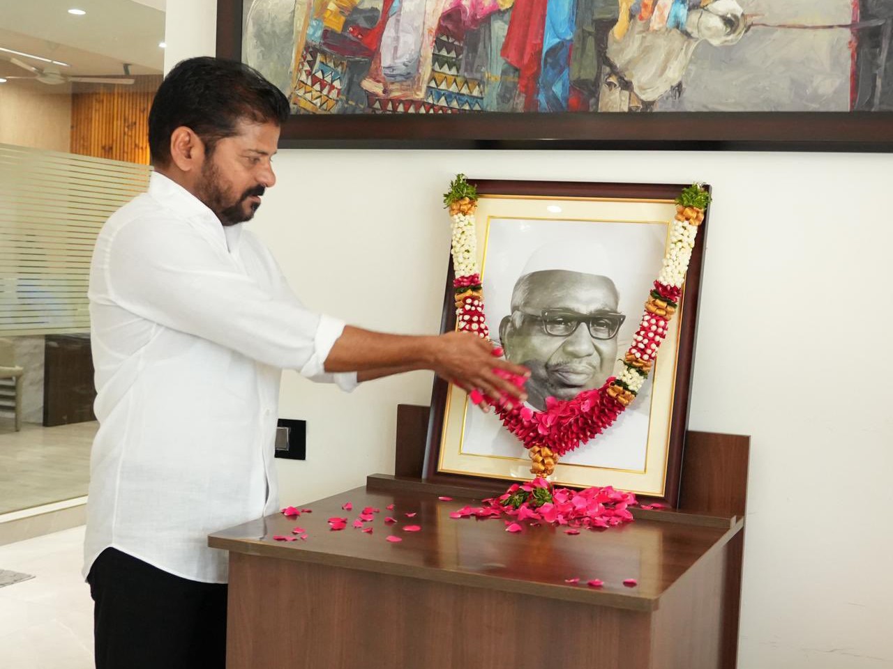 జగ్జీవన్ రామ్‌కు నివాళులర్పించిన సీఎం