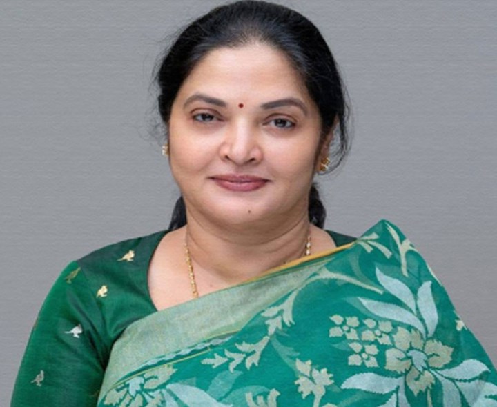 మత్స్యకారులను రెచ్చగొడుతున్నారు: ప్రశాంతిరెడ్డి