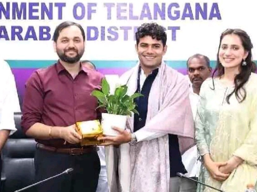 అంకితభావంతో పని చేయాలి: కలెక్టర్