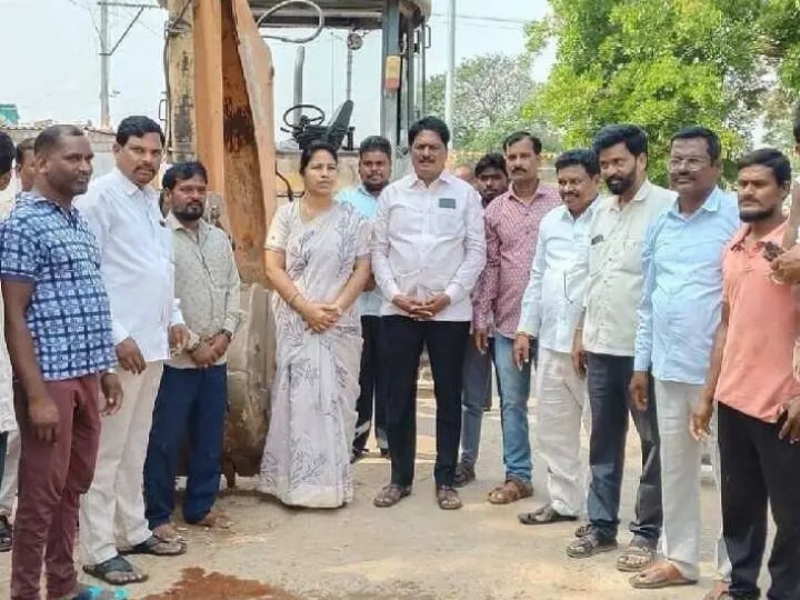 ‘మున్సిపాలిటీలో సమస్యల పరిష్కారానికి కృషి’
