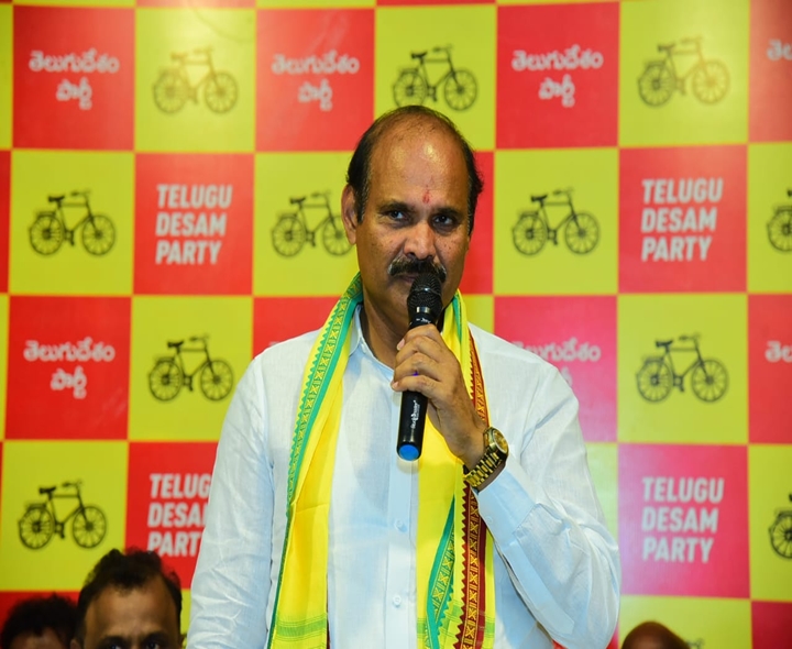 జగన్ ప్రతిపాదనపై ప్రజలు నవ్వుతున్నారు: మంత్రి