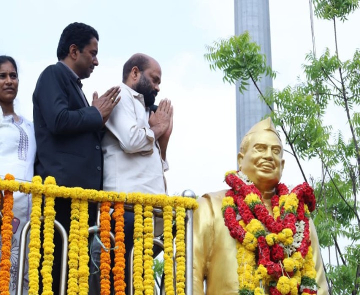 బాబు జగ్జీవన్ రామ్‌కి కలెక్టర్, ఎమ్మెల్యే నివాళులు