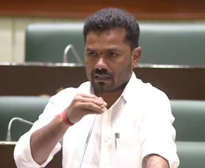 ఖానాపూర్ ఎన్నికను స్వాగతిస్తున్నా: వెడ్డ బొజ్జు