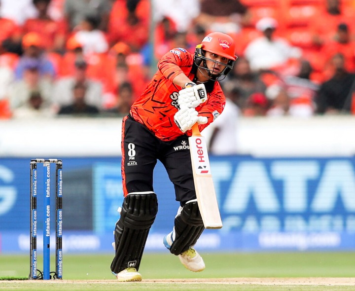 అభిషేక్ శర్మ ఖాతాలో చెత్త రికార్డు