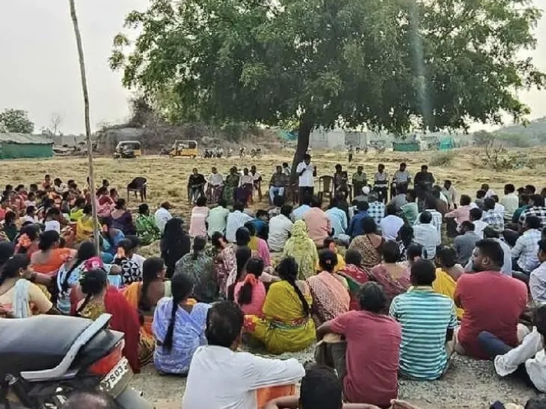 ‘నిరుపేదలకు ఇంటి పట్టాలు ఇవ్వాలి’