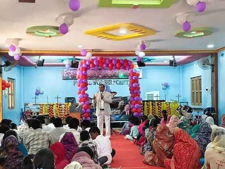 మిన్నంటిన ఈస్టర్ సంబరాలు