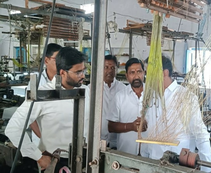 పవర్ లూమ్ పరిశ్రమల అభివృద్ధికి పూర్తి మద్దతు