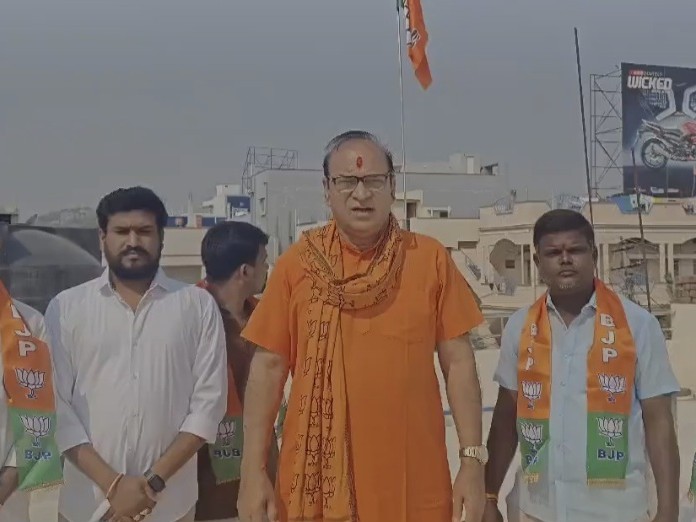 ‘ప్రతి కార్యకర్త తమ ఇంటిపై పార్టీ జెండాను ఎగురవేయాలి’