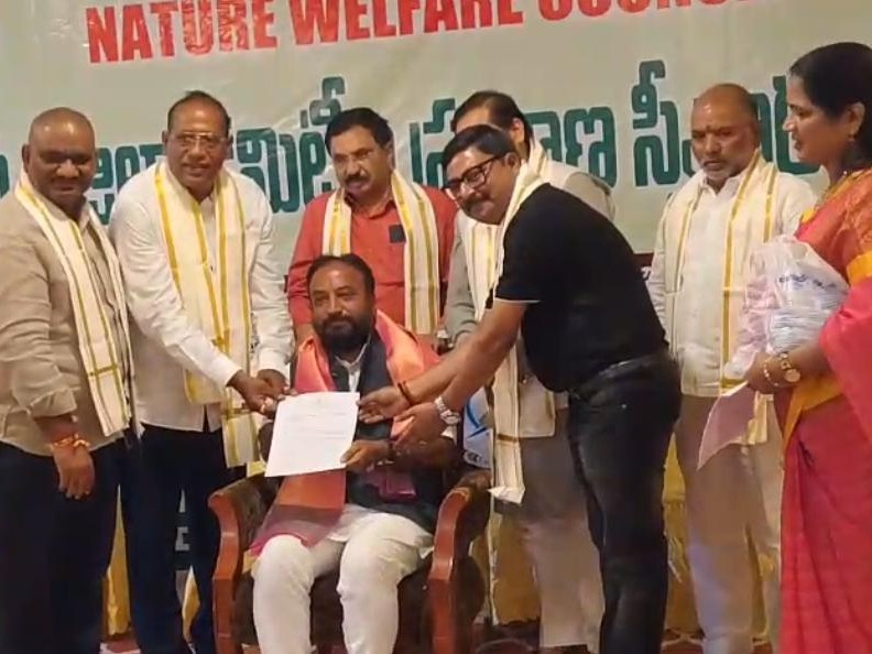 జిల్లా చైర్మన్‌గా కునిగిరి నీలకంఠ నియామకం