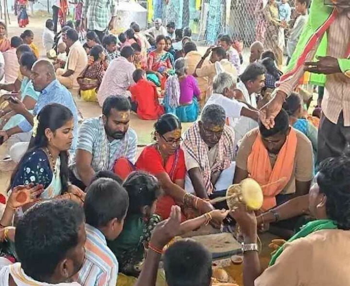 మల్లన్న ఆలయంలో భక్తుల సందడి