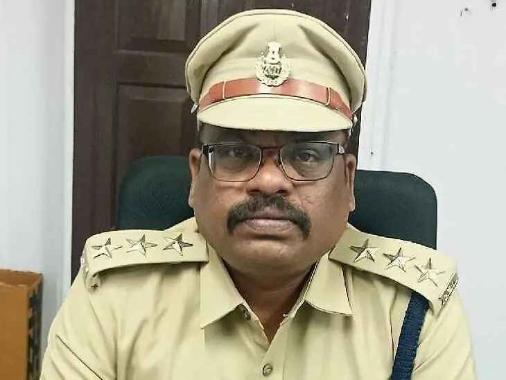 ఈవీ వాహనాల ప్రభావం.. తగ్గిన రిజిస్ట్రేషన్లు