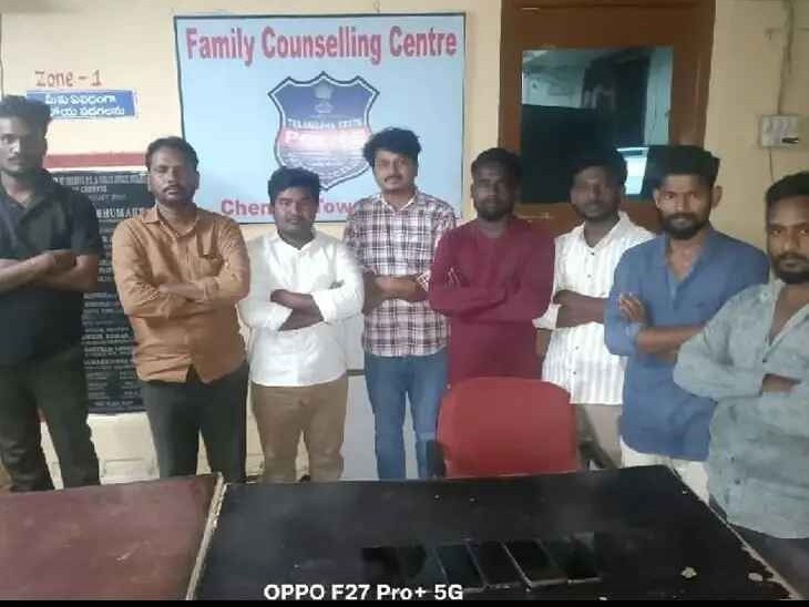 8 మందిపై కేసు నమోదు