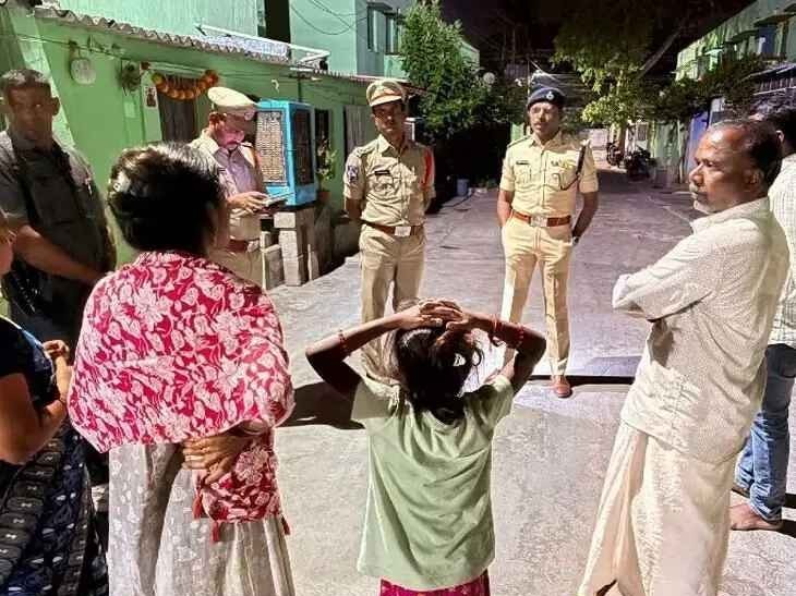 కానిస్టేబుల్ కుమార్ ఇంట్లో చోరీ ఘటనపై ACP విచారణ