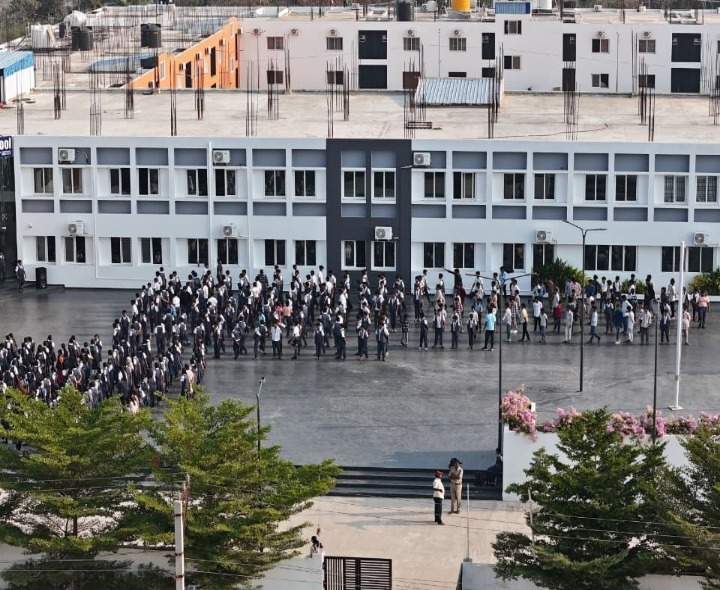 విద్యాసంస్థల వద్ద డ్రోన్ నిఘా.. ఆకతాయిలకు చెక్