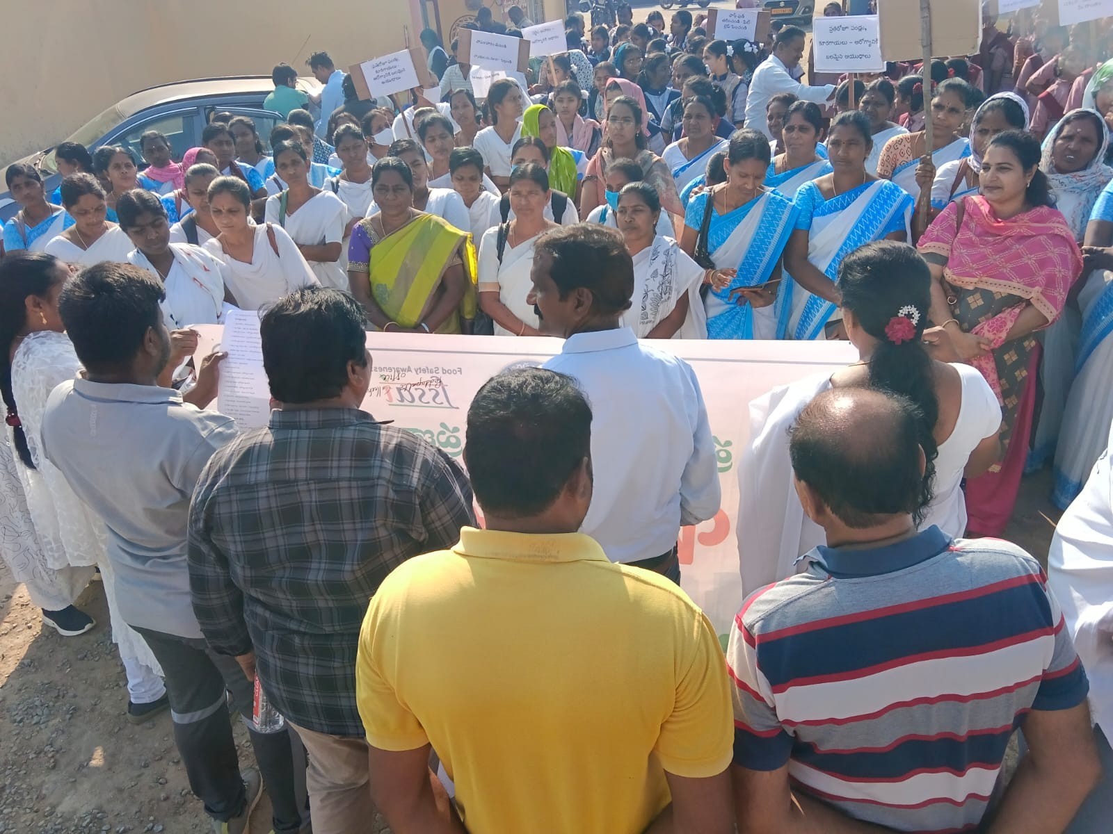 ‘ప్రజలు సరైన ఆహారం తీసుకోవాలి’: DMHO