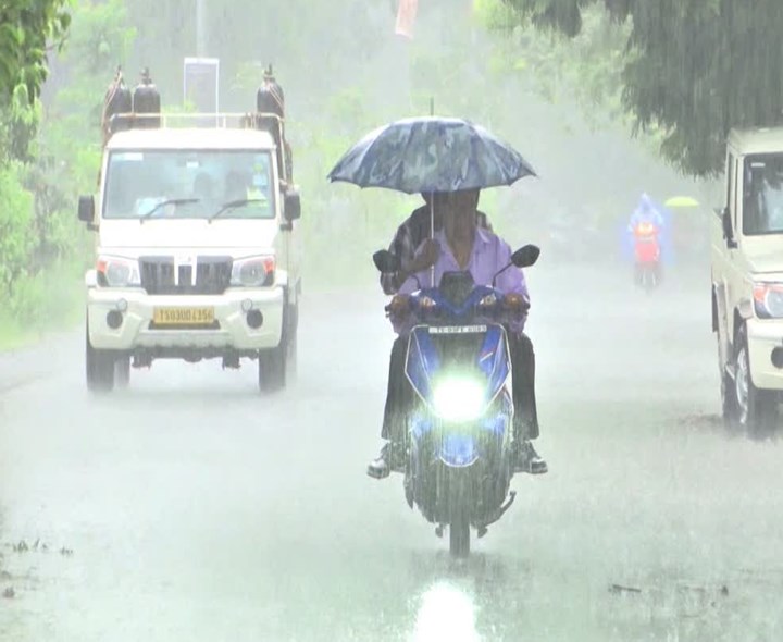 ALERT: నేడు అక్కడక్కడ చిరు జల్లులు