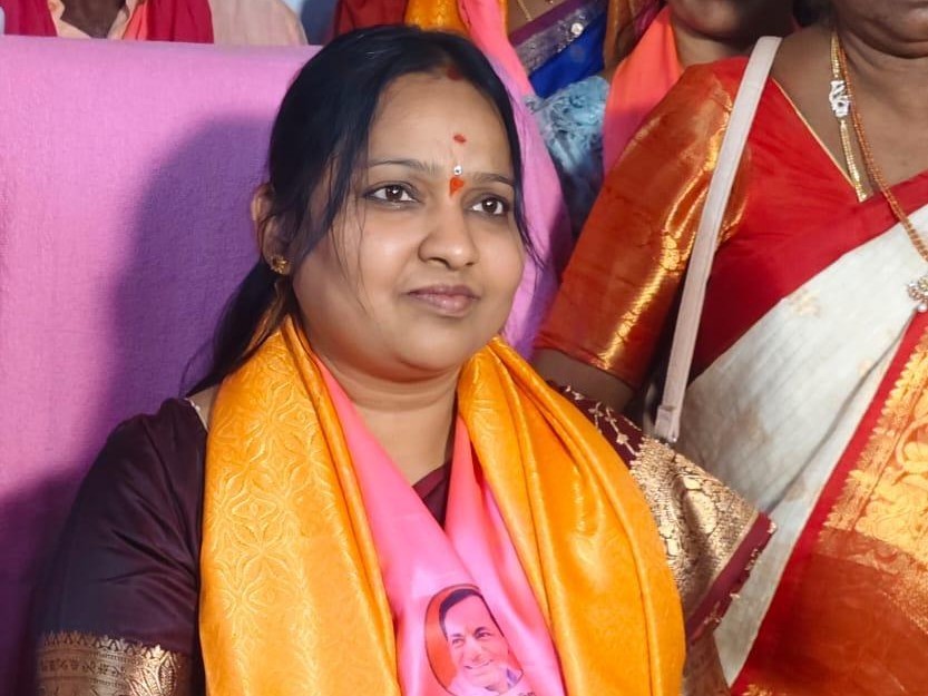 బాధ్యతలు చేపట్టిన గొడిసెల సంధ్యారాణి