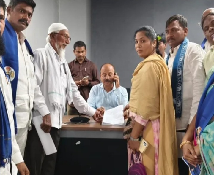 బుద్ధ విహార్ భూమి కబ్జా చేస్తున్నారని ఫిర్యాదు