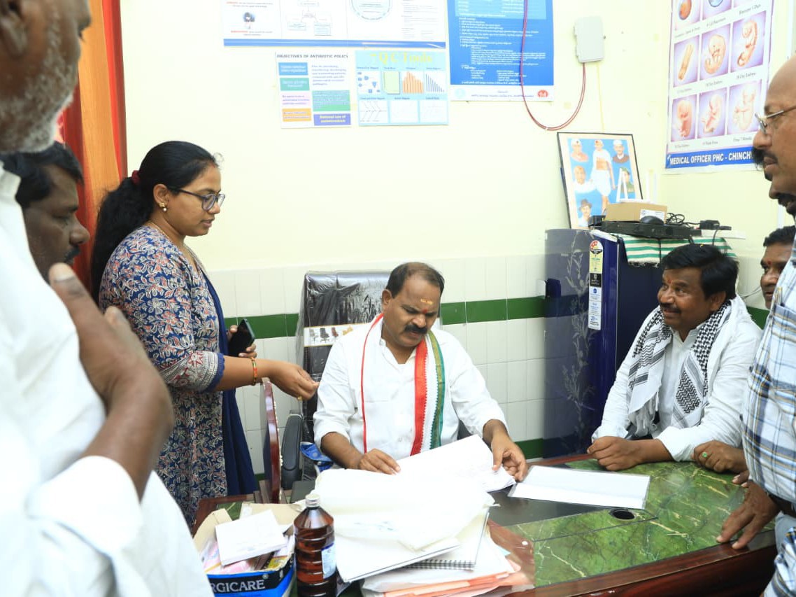 ప్రాథమిక ఆరోగ్య కేంద్రాన్ని తనిఖీ చేసిన ఎమ్మెల్యే