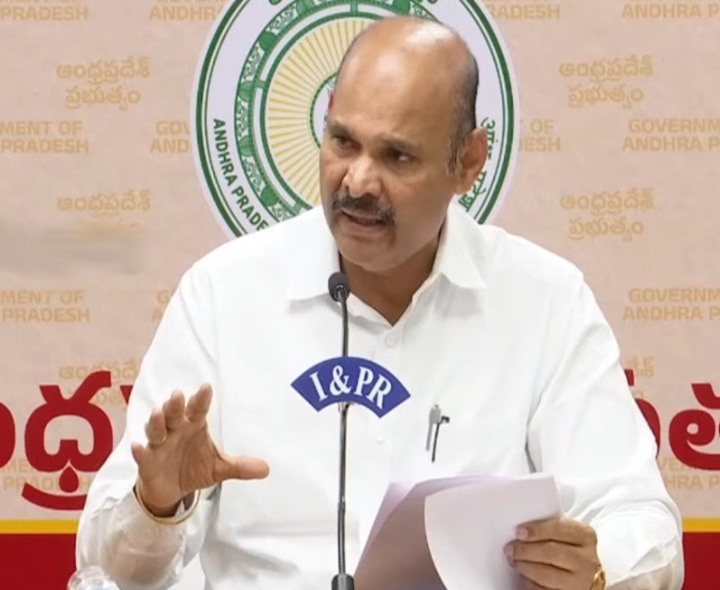 కొత్త పరిశ్రమల ఏర్పాటుకు నివేదిక సిద్ధం: మంత్రి