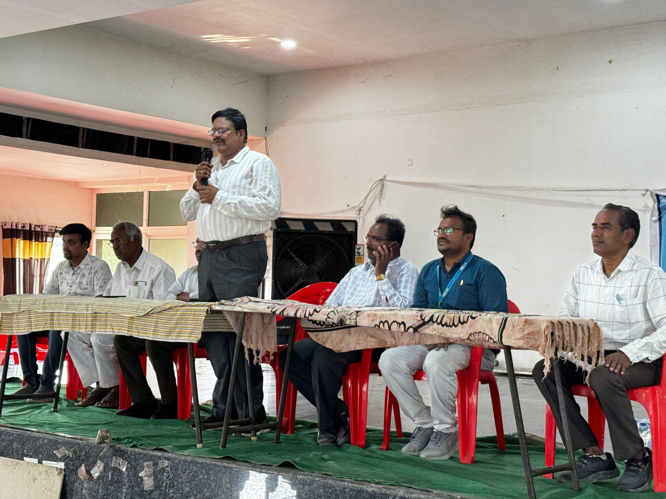 ‘​ఆరోగ్యకర జీవనానికి సురక్షిత ఆహారమే కీలకం’