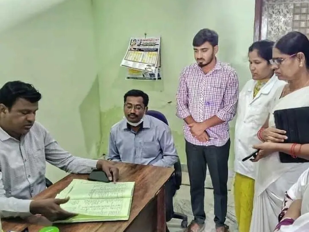 హాస్పిటల్‌ను సందర్శించిన డిప్యూటీ డీఎంహెచ్ఓ