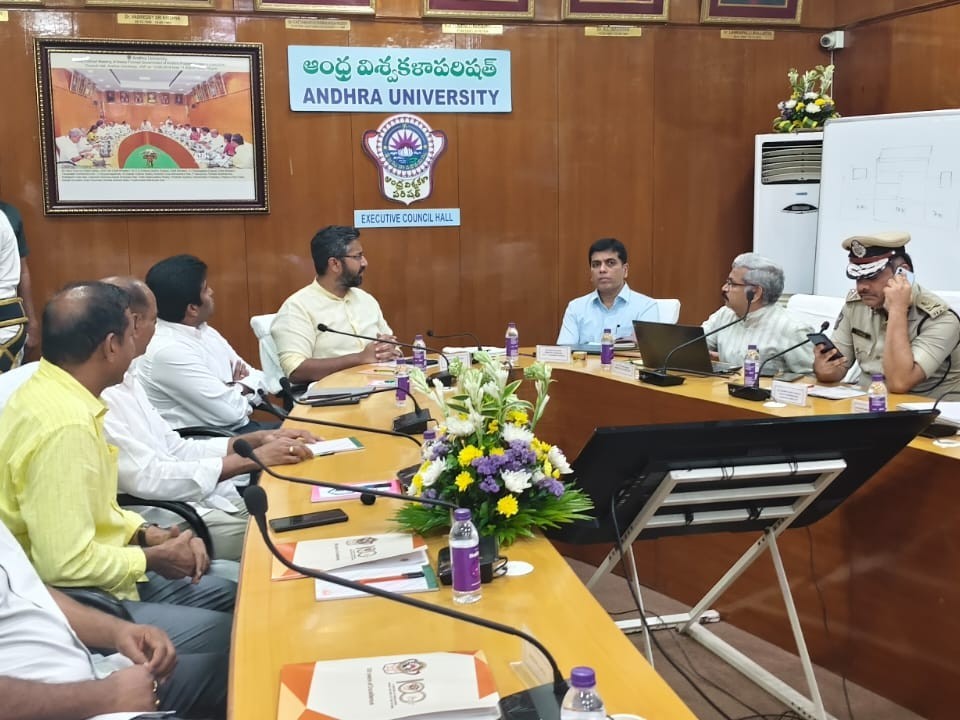 ఏయూ శతాబ్ది ఉత్సవాలపై కీలక సమావేశం