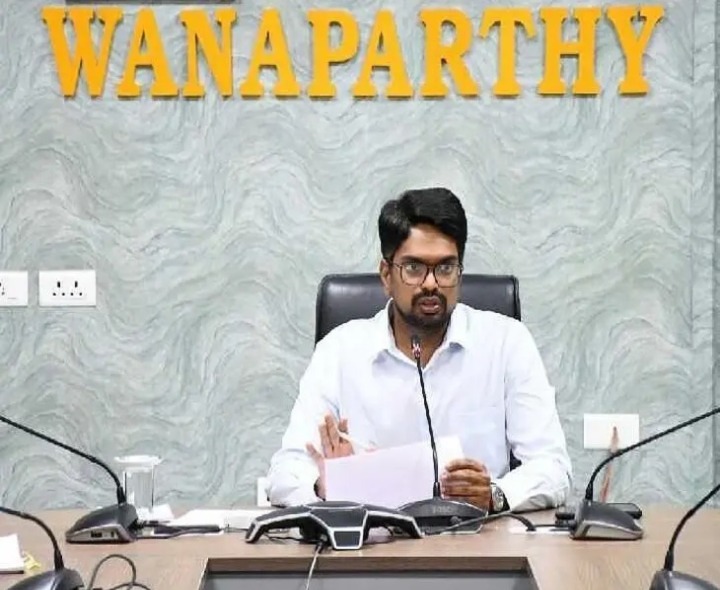 ఆడిటోరియంను అందుబాటులోకి తీసుకురావాలి: కలెక్టర్