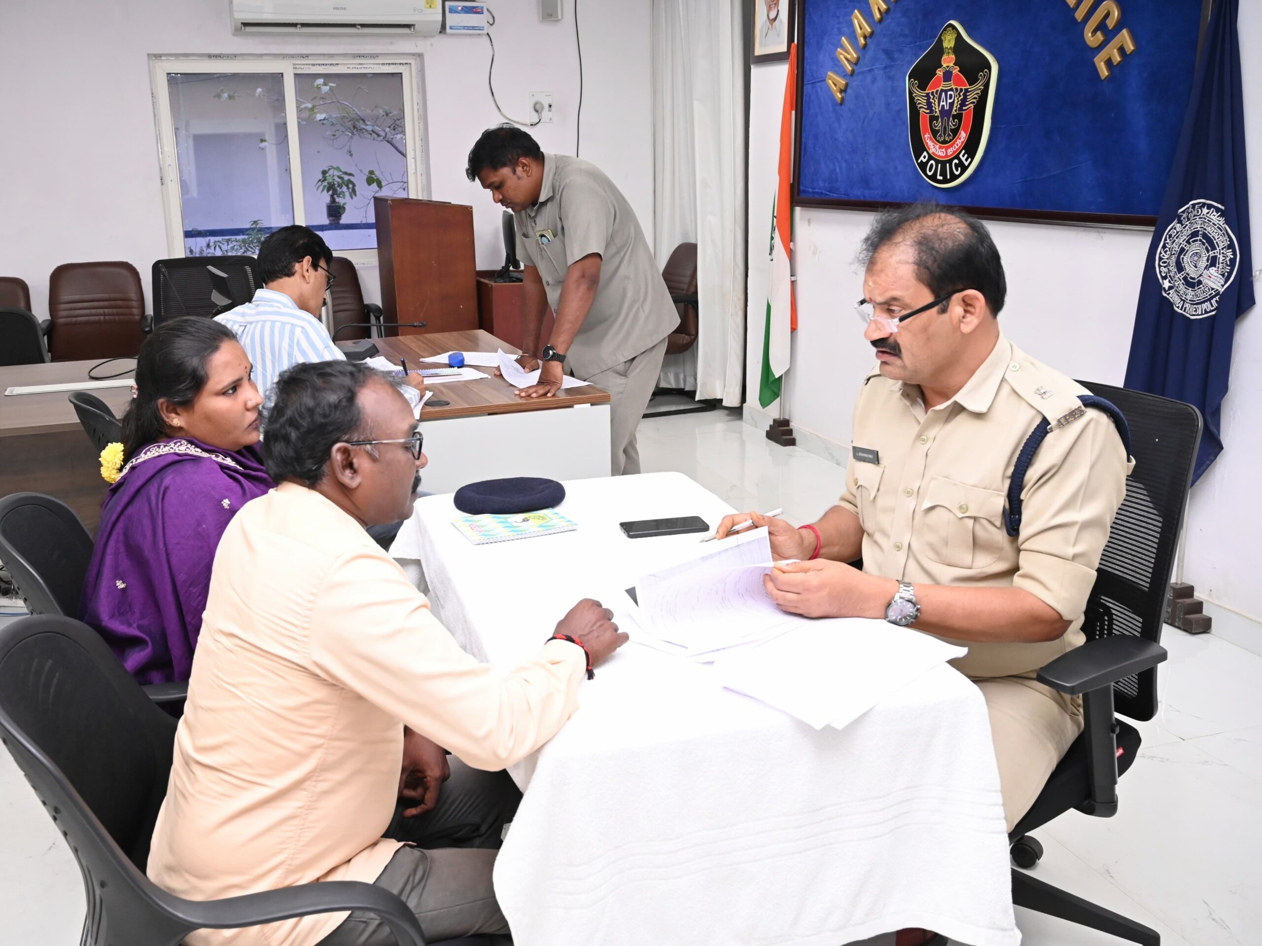 పోలీస్ పీజీఆర్ఎస్‌కు 65 ఫిర్యాదులు