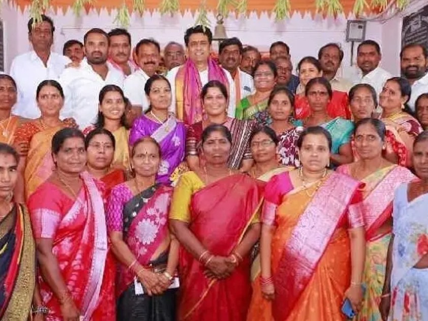 ఇందిరమ్మ ఇళ్లతో పేదల జీవితాల్లో వెలుగులు: ఎమ్మెల్యే