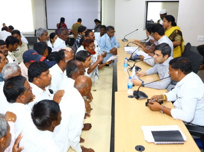 ‘ప్రజావాణి దరఖాస్తులను పెండింగ్ లేకుండా పరిష్కరించాలి’