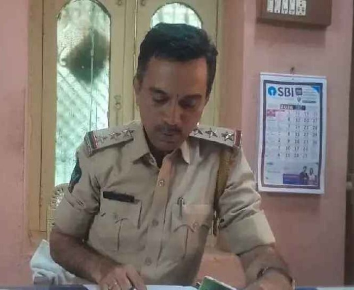 బెల్ట్ షాపుల్లో మద్యం విక్రయిస్తే చర్యలు తప్పవు: ఎక్సెజ్ సీఐ